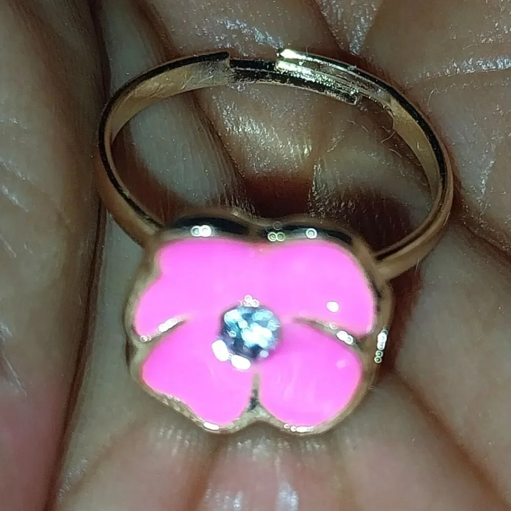 Super cute girls jeweled adjustable ring